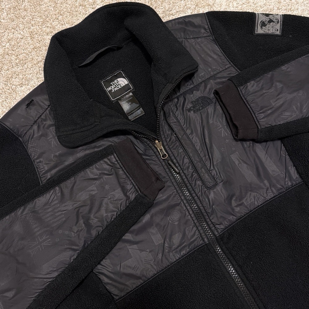 Rare Vintage Limited Edition Flag Print North Face Denali Jacket | Black | Large